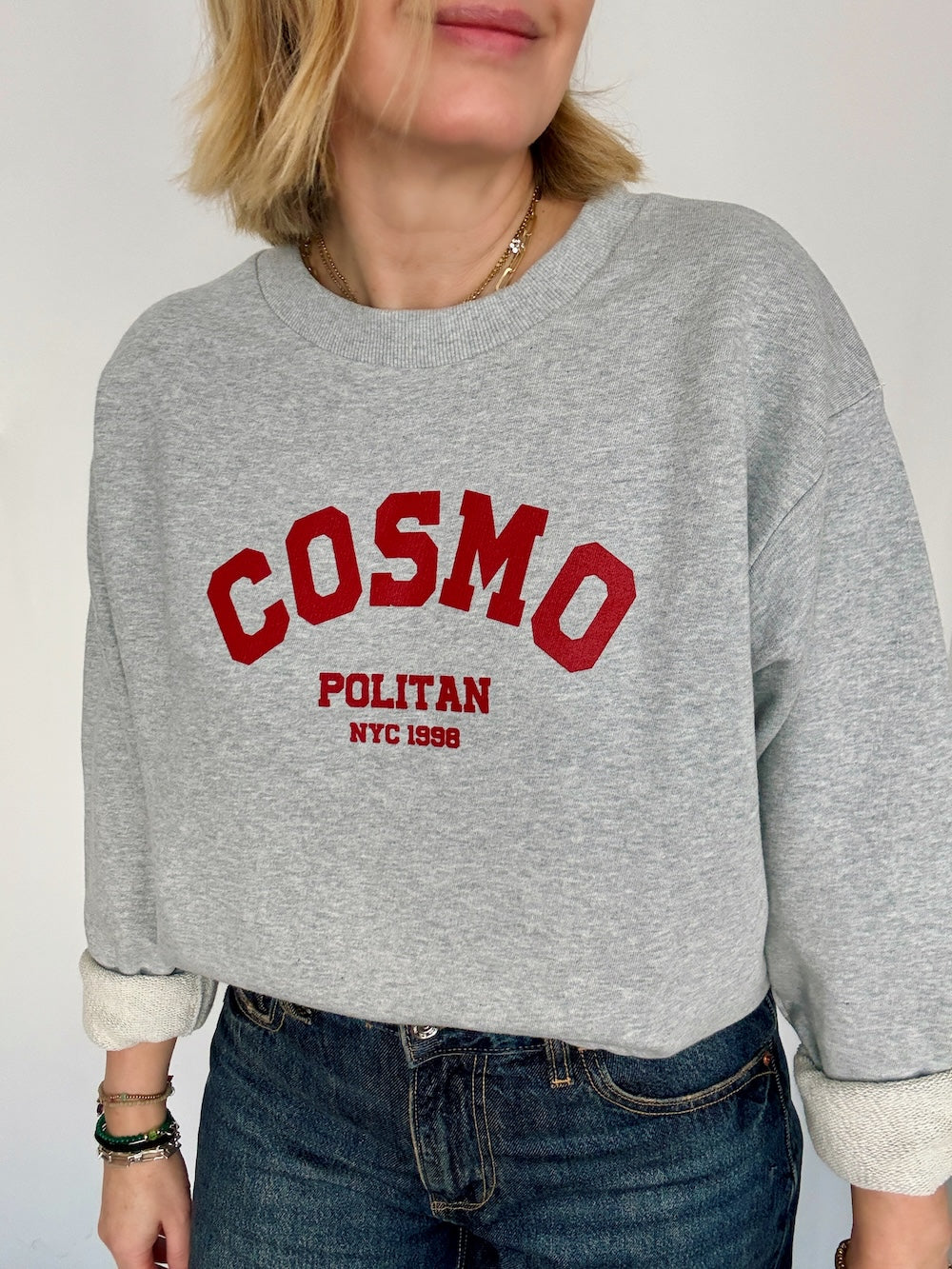 Cosmopolitan Sweatshirt Light Grey Red