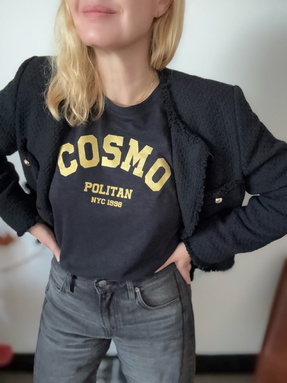 Cosmopolitan T-shirt Black Gold