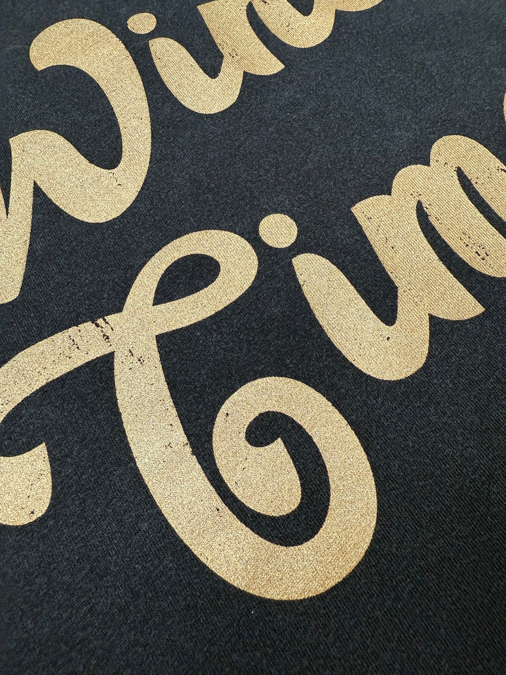 Wine Time 55 T-Shirt Stone Wash Black Gold