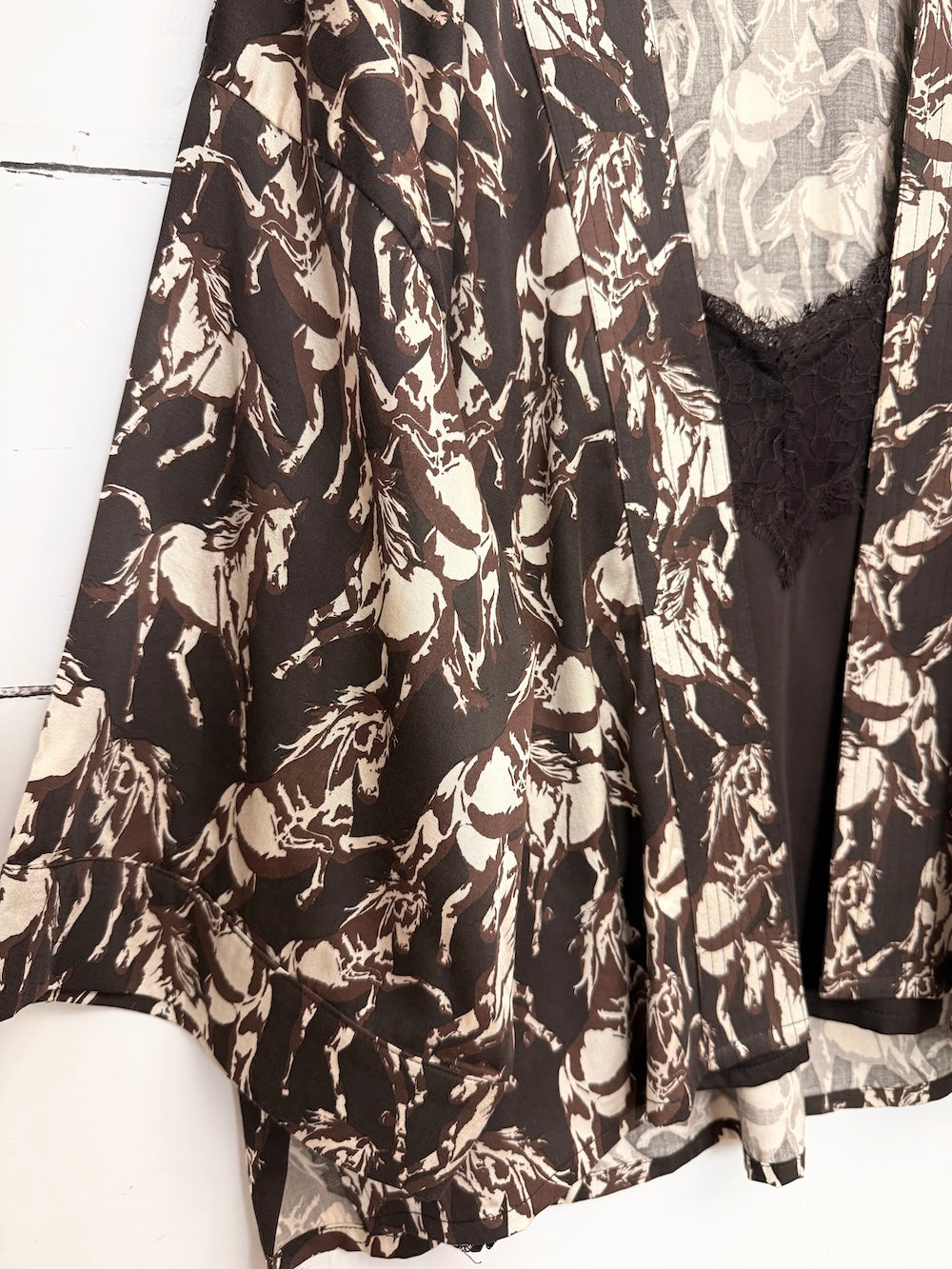 Abi Kimono Horse Print Short Chocolate Brown