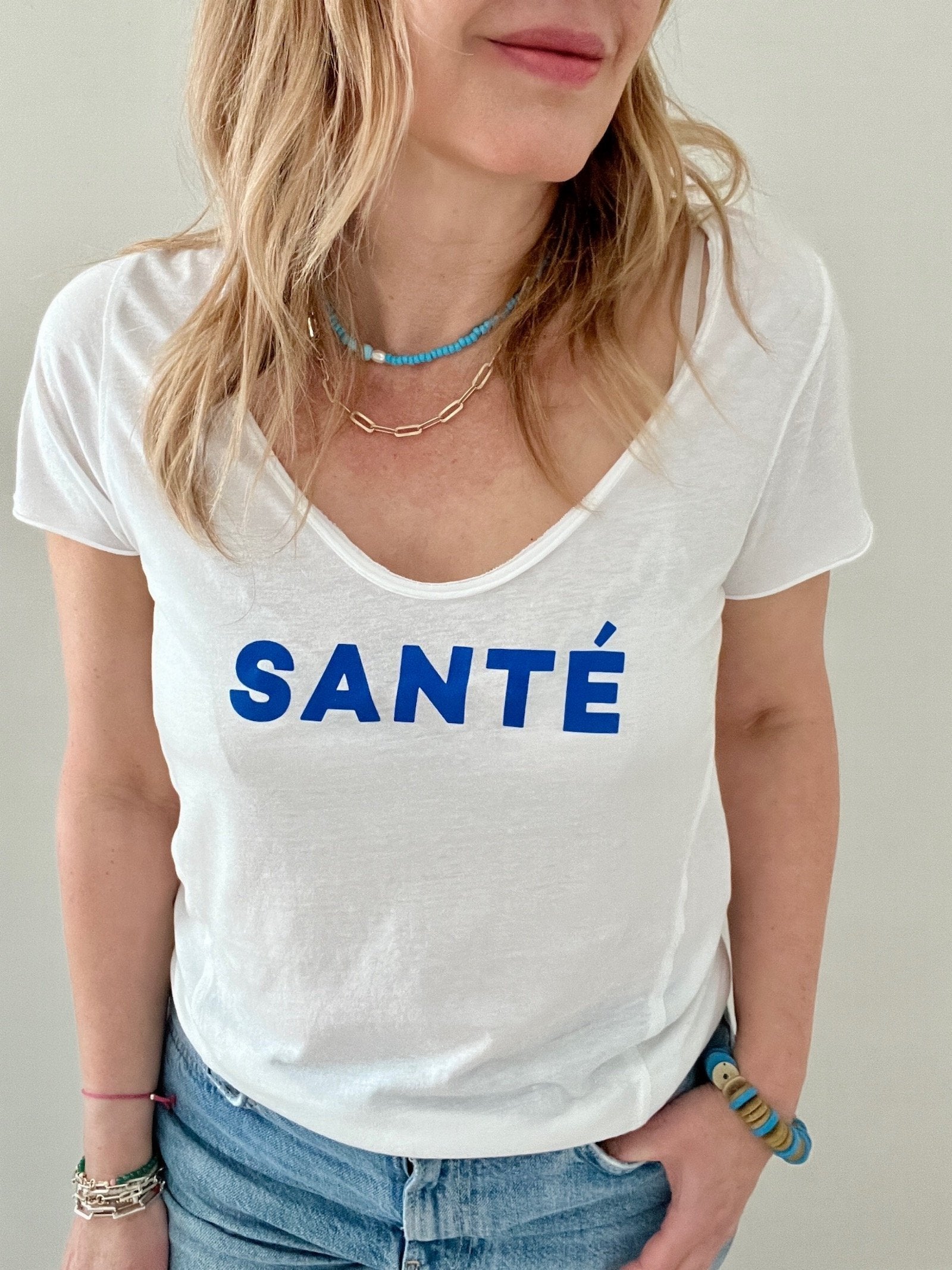 santé slogan t-shirt white | fwp by rae