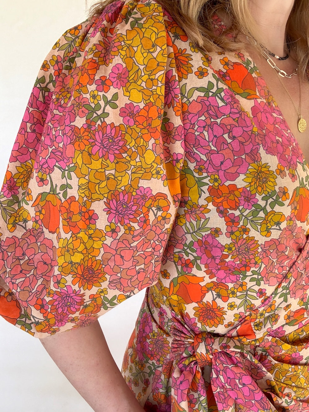 Alice Short Wrap Dress Vintage Floral Print