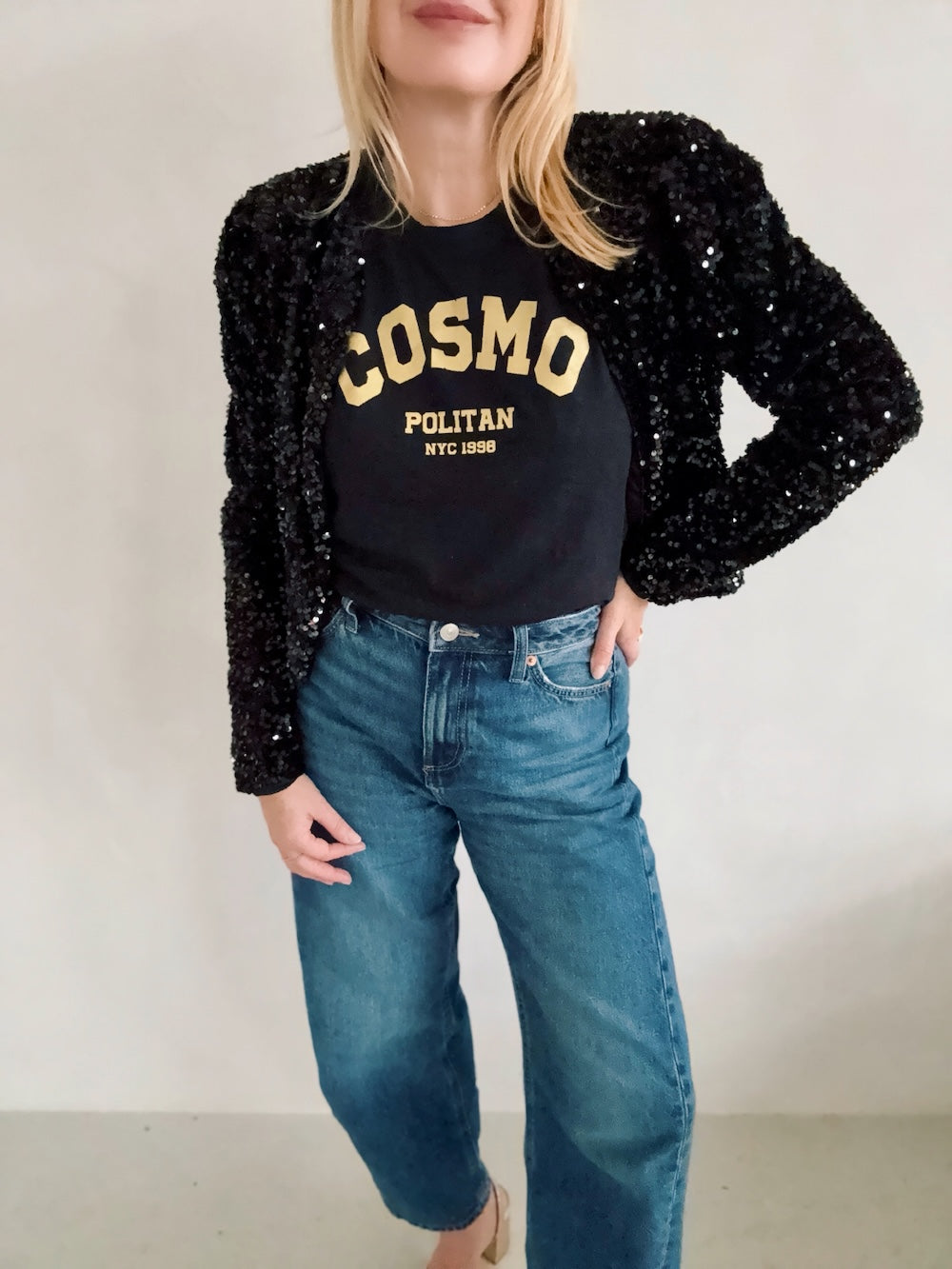 Cosmopolitan T-shirt Black Gold
