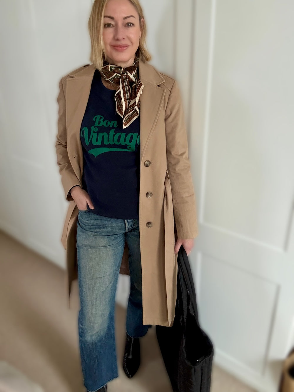 Bon Vintage Retro Sweatshirt Deep Navy and Green