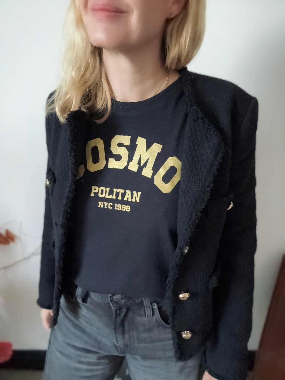 Cosmopolitan T-shirt Black Gold