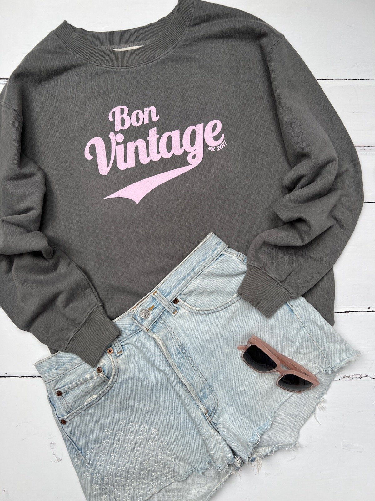 Bon Vintage Retro Sweatshirt Olive Lilac | fwp by rae