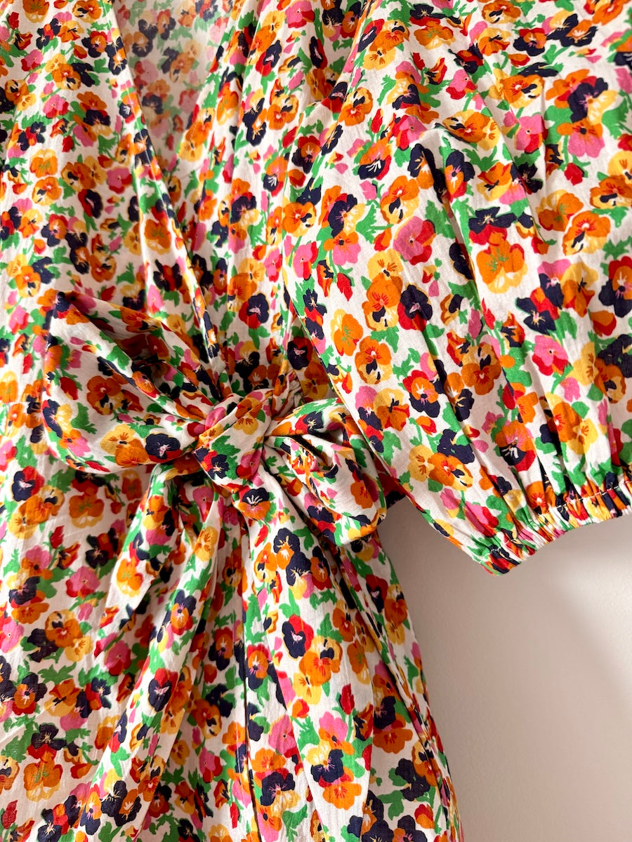 Alice Short Wrap Dress Pansy Print