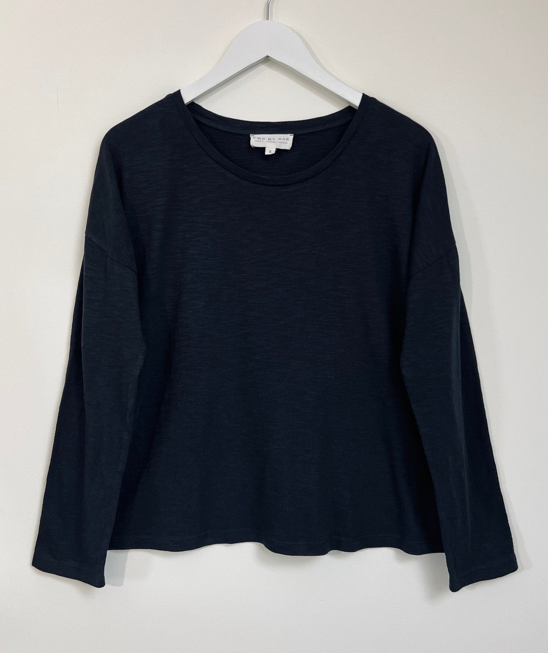 Long sleeve Slouch T-Shirt Black | fwp by rae