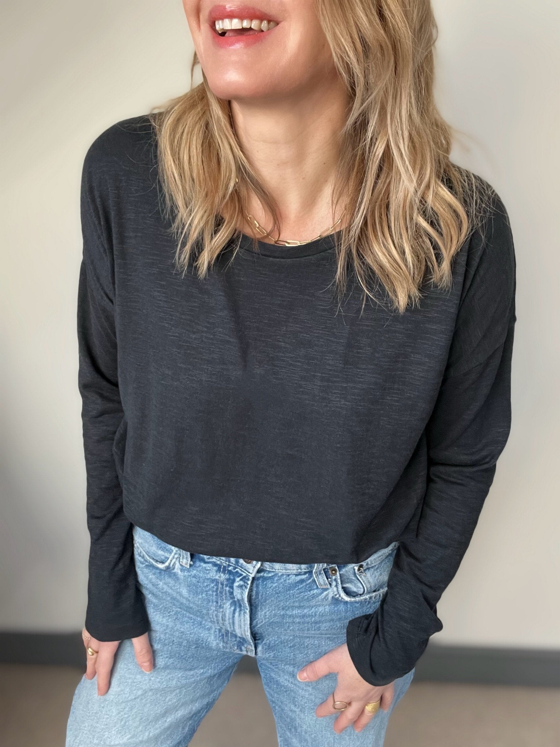 Long sleeve Slouch T-Shirt Black | fwp by rae