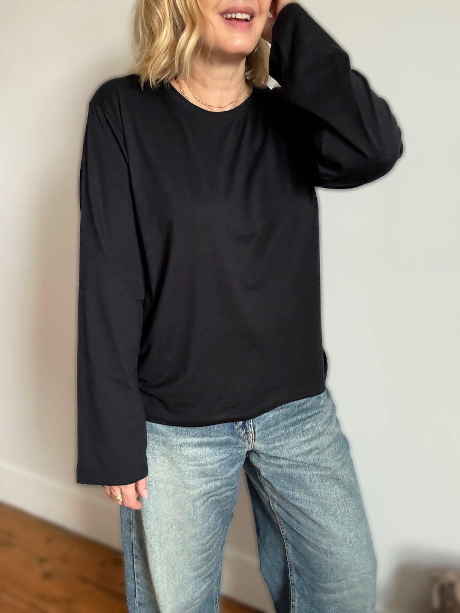 Premium Organic Cotton-Modal Relaxed Black Long Sleeve T-Shirt