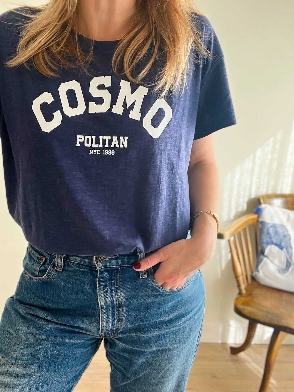 Cosmopolitan Tee Navy White