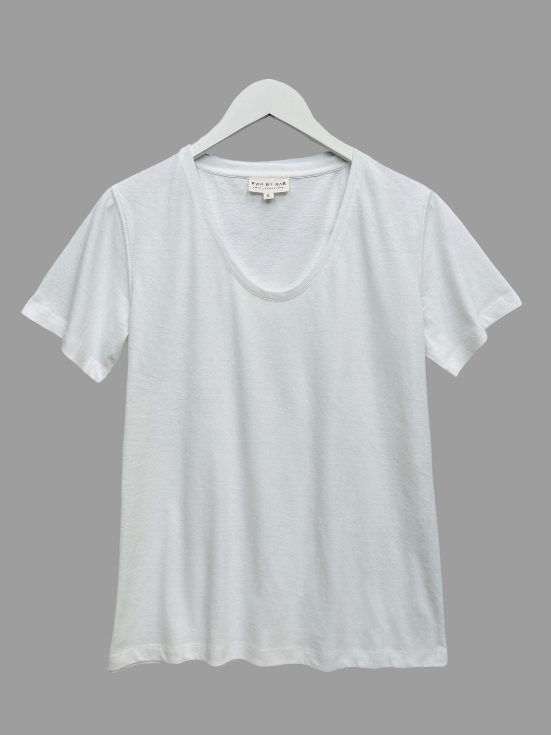 Manon Linen Cotton White T-Shirt Deep Neckline