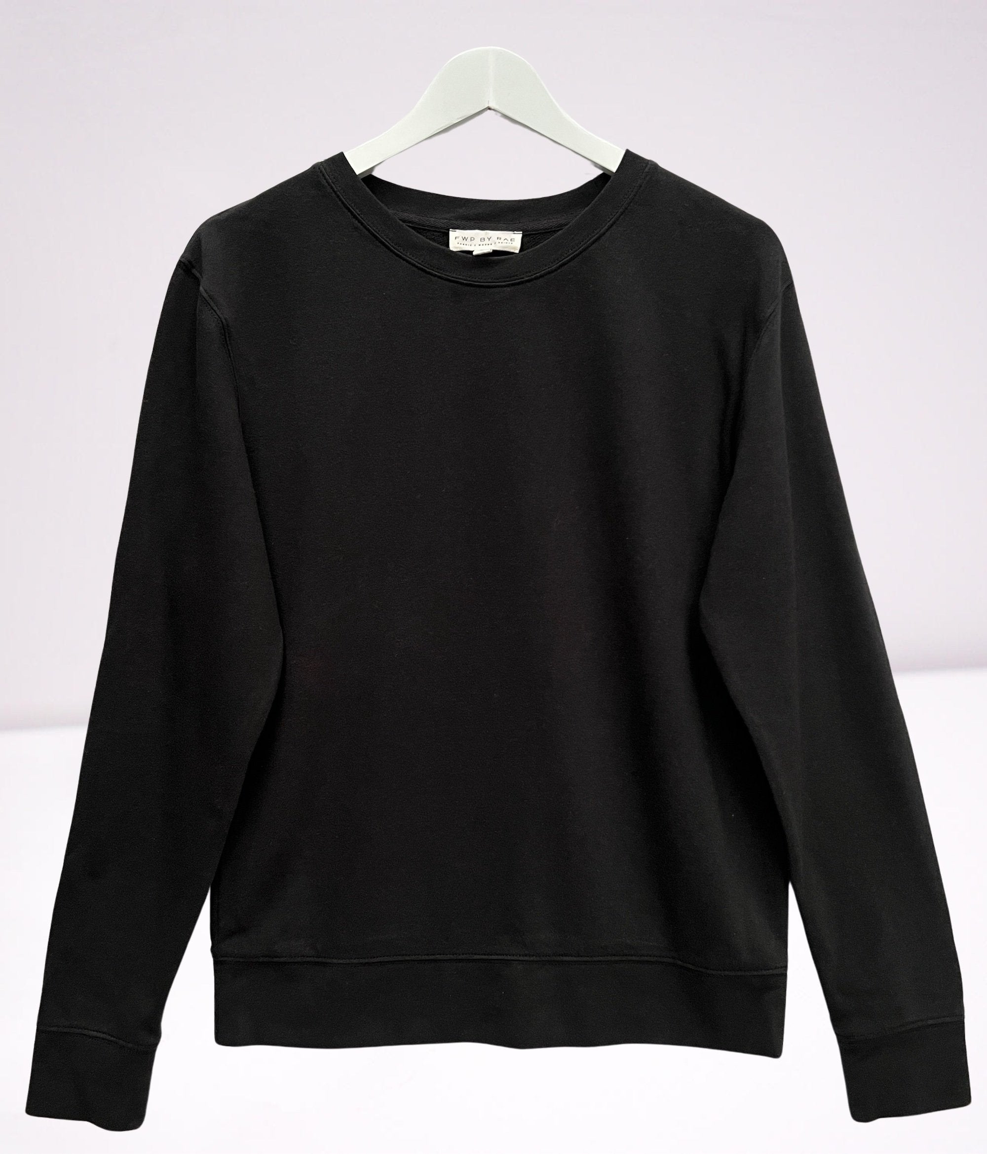 fine knit sweatshirt classic neck black | fwp by rae