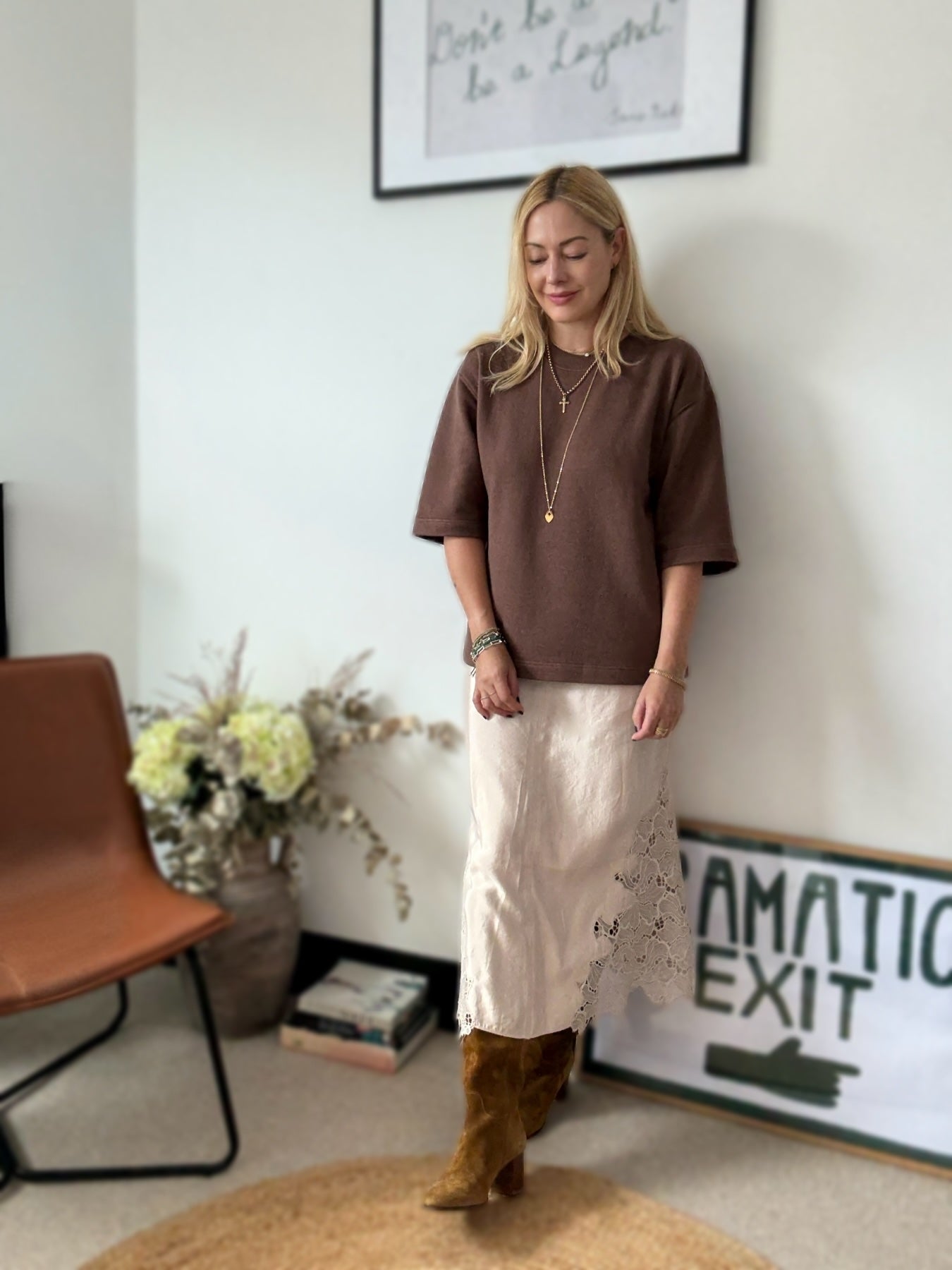 Brooke Short Sleeve Sweatshirt Brown
