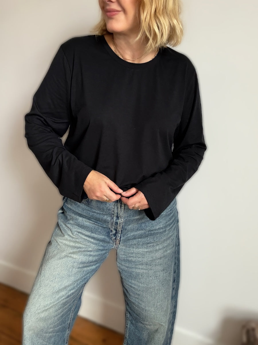 long sleeve organic cotton and modal blend tee.